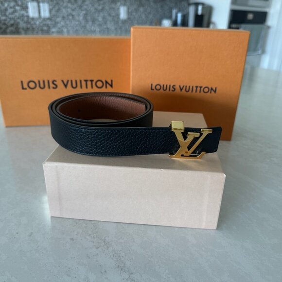Louis Vuitton - Picture 2 of 2